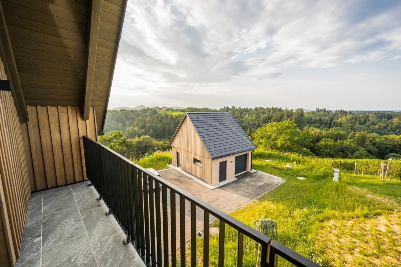 Weinzeit Chalets ガムリッツ エクステリア 写真