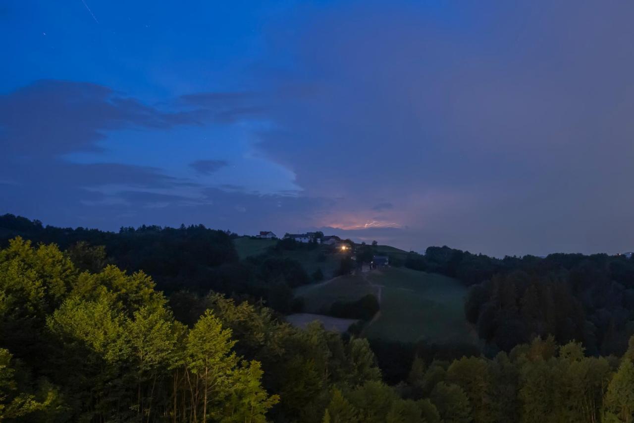 Weinzeit Chalets ガムリッツ エクステリア 写真